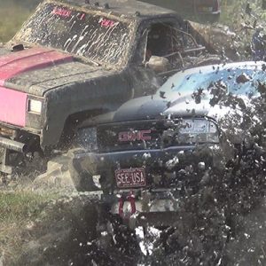 Jimi Goldsmith Gettin Dirty in Missouri (Local mud for Redneck Rodeo Music Video)